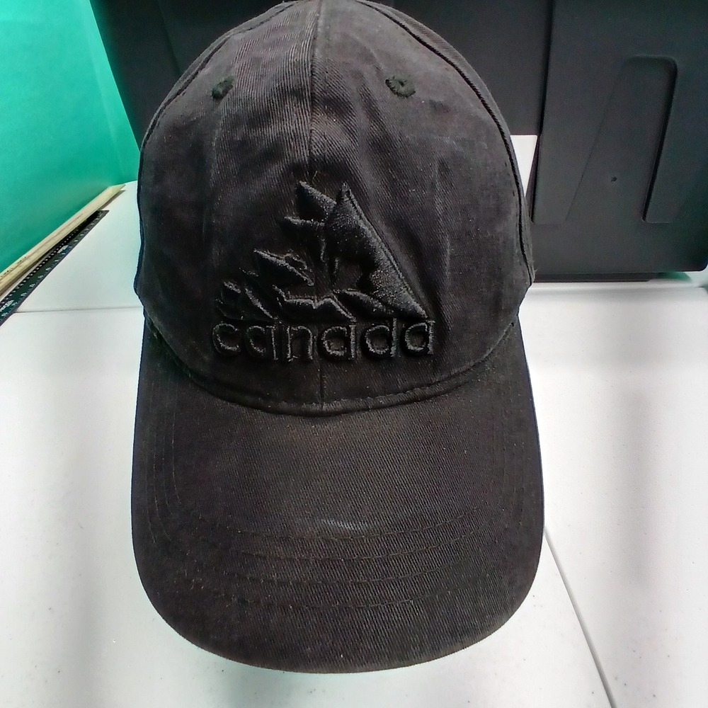 Cap 767 Canada Baseball Hat OS Black Embroidered Maple Leaf Gorpcore Heritage